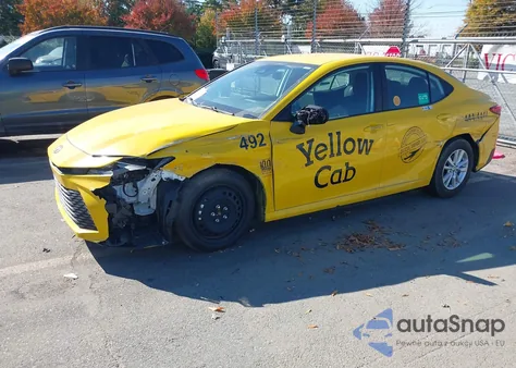 2025 Toyota Camry Le из США, поврежденный, VIN 4T1DAACK9SU083873